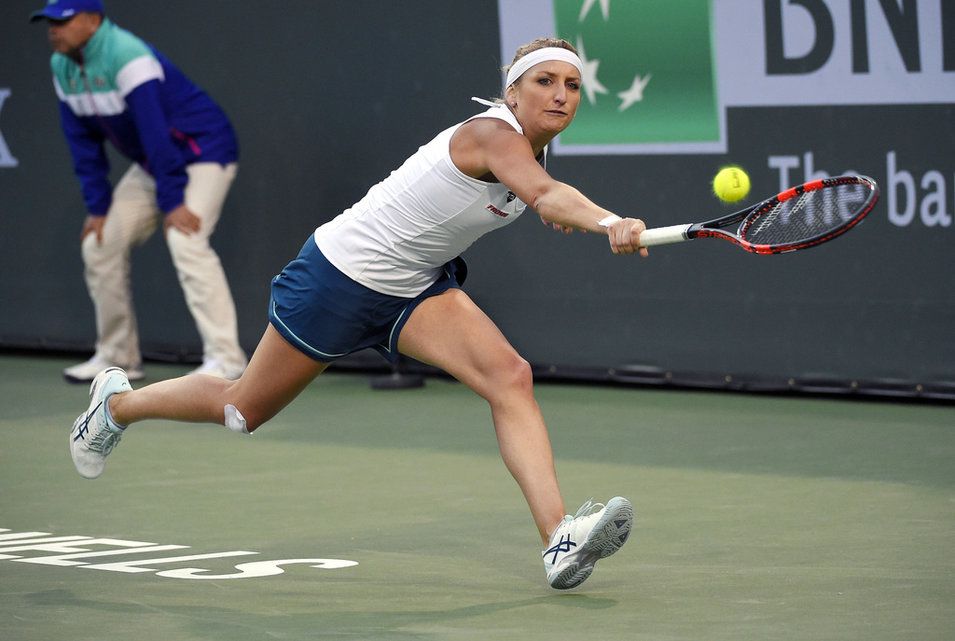 Timea Bacsinszky dreht den Spiess gegen die Kanadierin gerade noch rechtzeitig um. (14. März 2016). 