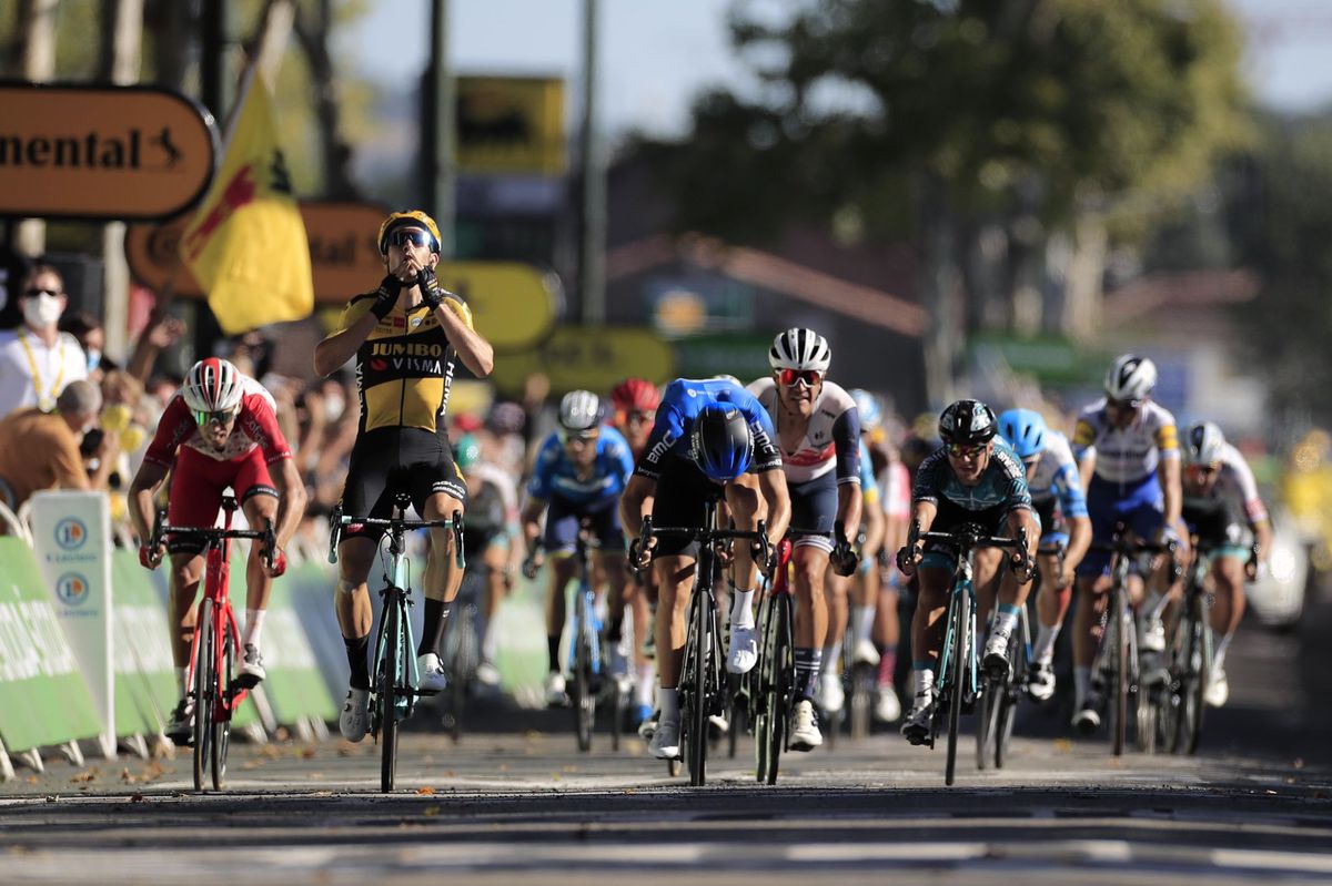 Wout Van Aert s’est imposé au sprint à Lavaur.