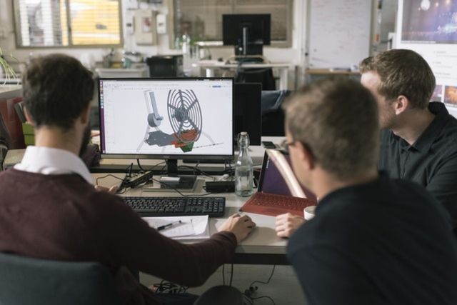 Economie La Suisse Manque De Personnel Qualifie Tribune De Geneve