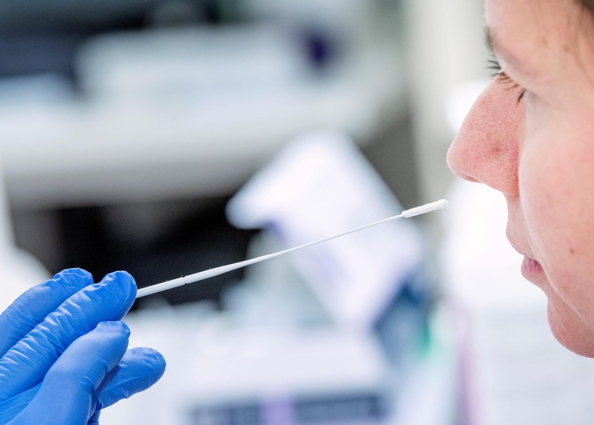 allem viele Kinder und junge Erwachsene unter 30 Jahren vertrugen aber die Spritze nicht. allem viele Kinder und junge Erwachsene unter 30 Jahren vertrugen aber die Spritze nicht.