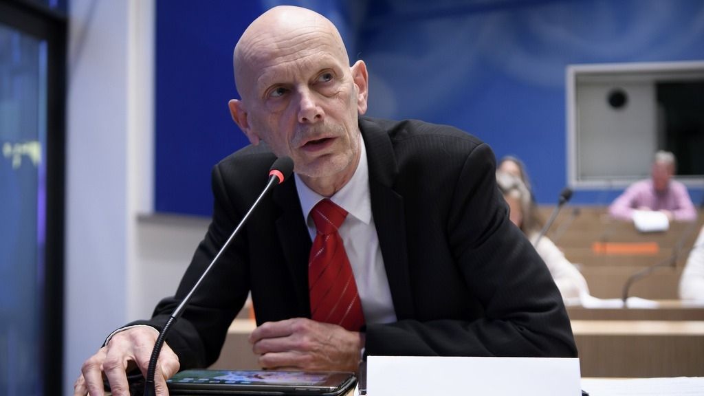 «Müssen die Welle unbedingt zum Abflachen bringen»