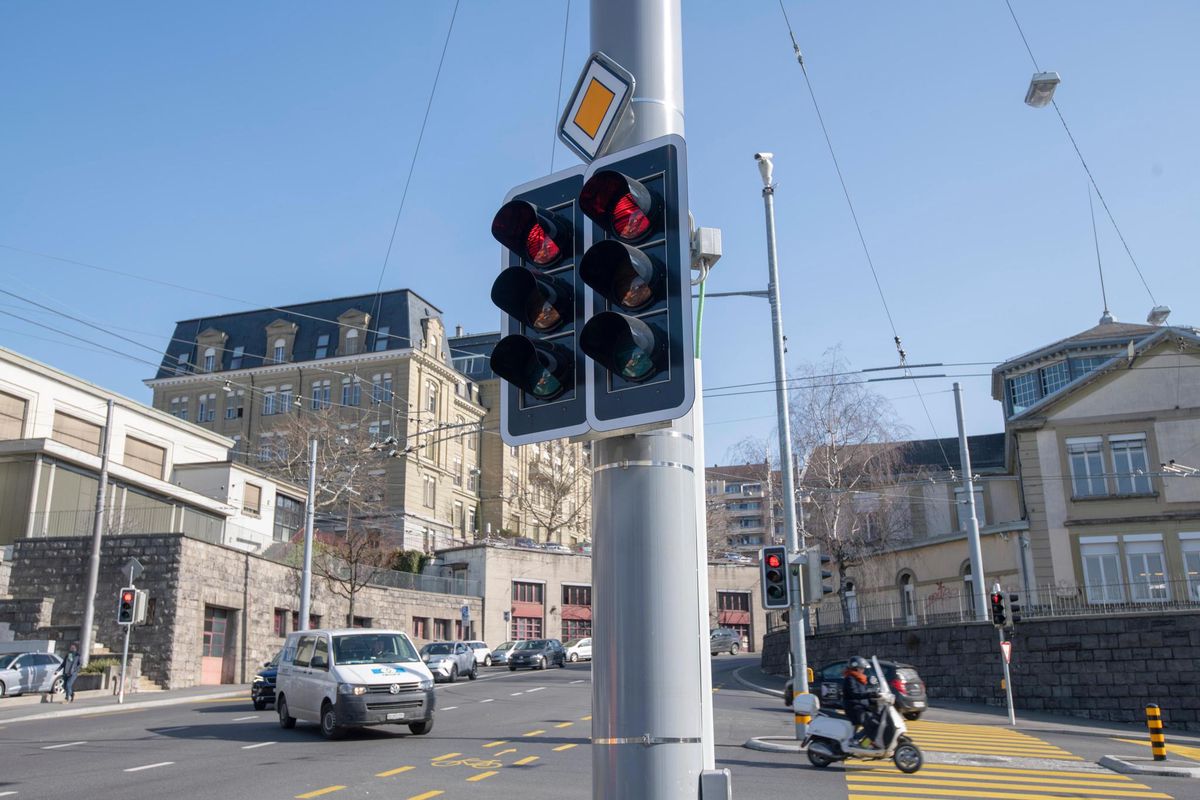 circulation-routi-re-lausanne-veut-teindre-ses-feux-rouges-24-heures