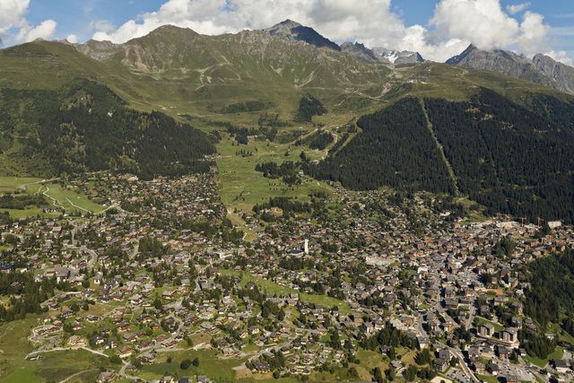 Valais Un Projet Hotelier Va Creer 160 Emplois A Verbier 24 Heures