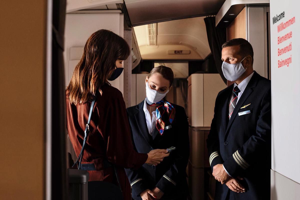 Swiss-Mitarbeitende im Flugzeug müssen bis ersten Dezember vollständig geimpft sein. 