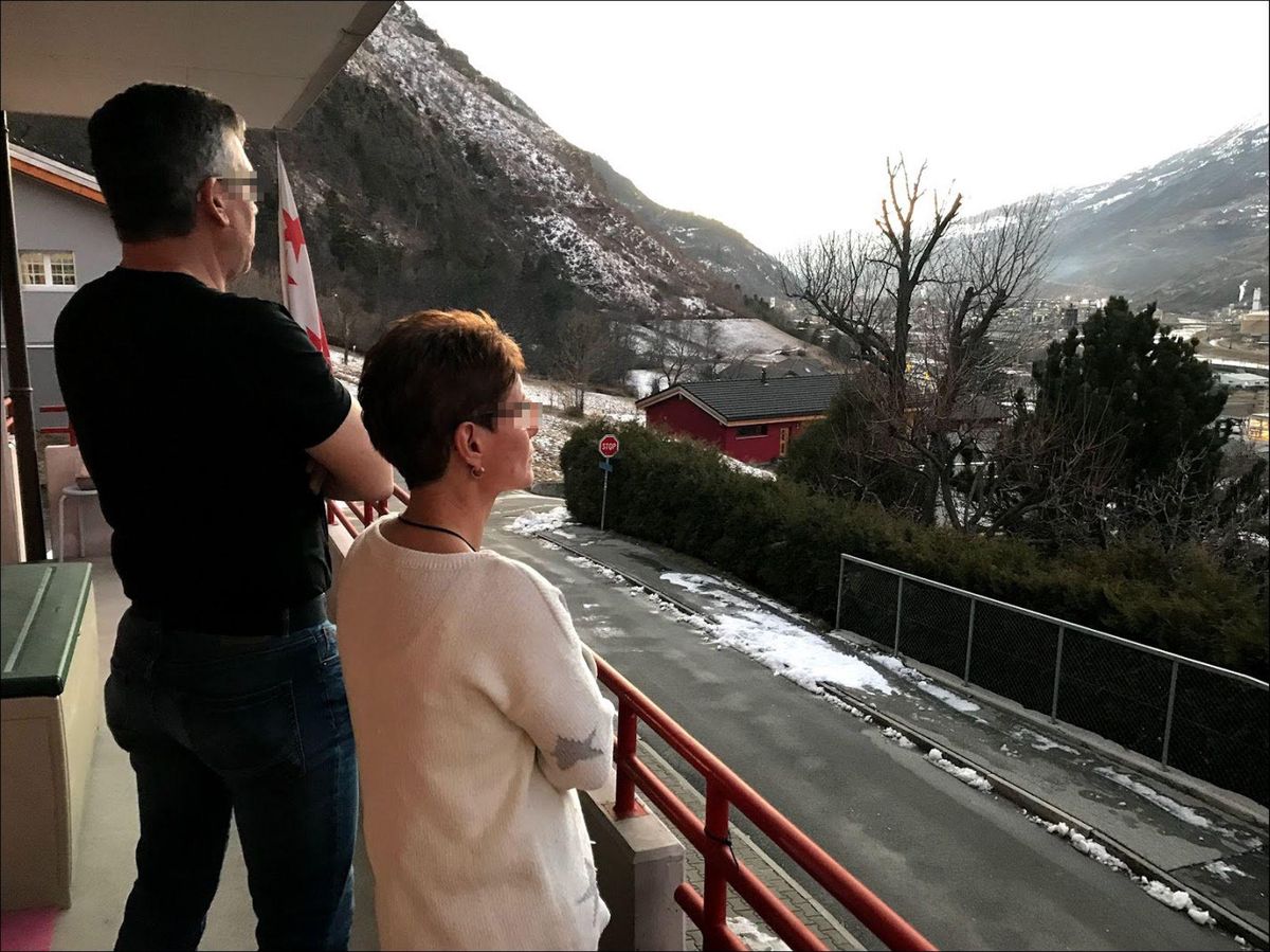 Auslöser dafür war eine Aussage von Petra Z. – sie gab an, finanzielle Probleme zu haben und sich die Beerdigung ihrer Mutter nicht leisten zu können, weil Loredana ihr unter Druck rund 700’000 Franken abgeknöpft haben soll. Auslöser dafür war eine Aussage von Petra Z. – sie gab an, finanzielle Probleme zu haben und sich die Beerdigung ihrer Mutter nicht leisten zu können, weil Loredana ihr unter Druck rund 700’000 Franken abgeknöpft haben soll.