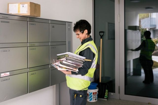 La Poste Emploi Facteur Suisse La Poste – Les facteurs fribourgeois relèveront les compteurs | Tribune