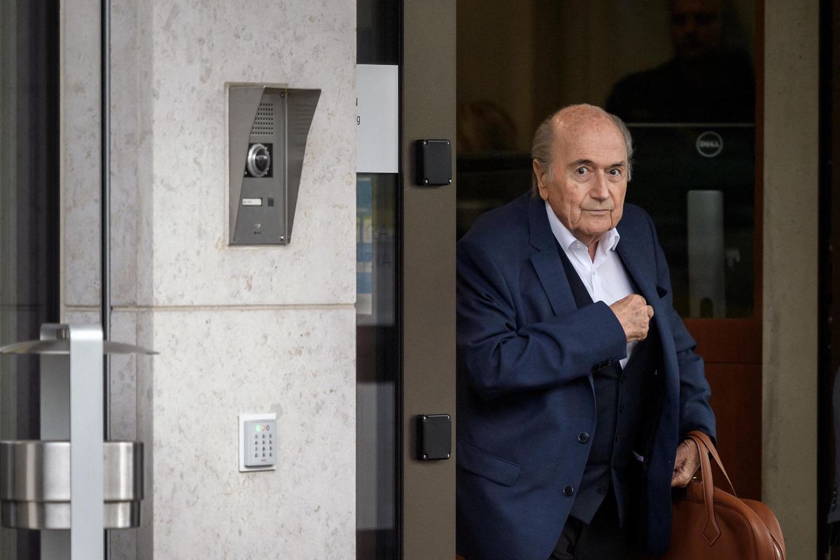 Football – Ultime audition de Sepp Blatter lundi dans l'«affaire Platini» - Vimarsana News