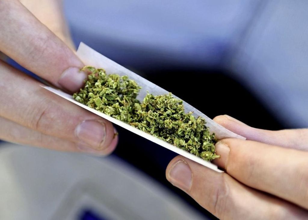 Fumer un joint légalement 24 heures Fumer un joint légalement 24 heures