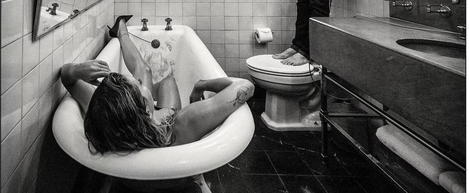 Pirelli-Kalender 2021 – Im Bad mit Rita Ora - Vimarsana News