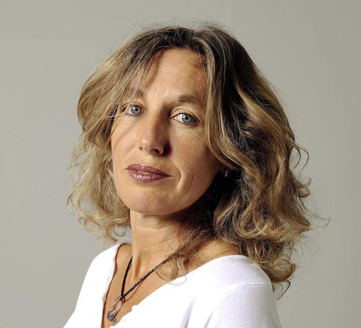 Éditorial – À nouveau des salaires hors cadre! - Vimarsana News