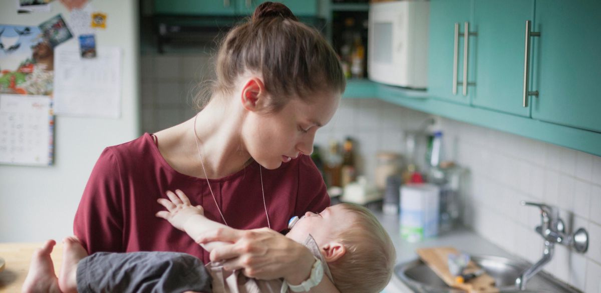 Mamablog: Schlafen statt feiern – Mamas Schlafmangel-Phobie - Vimarsana News