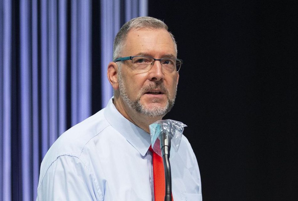 «Mir hängt dieses Männerbashing in diesem Saal langsam zum Hals heraus»: Hans-Peter Portmann im Nationalrat.