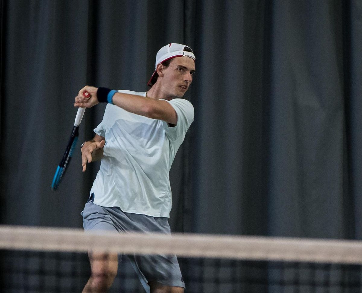 Der Rüeschliker Marc-Andrea Hüsler hat sich vor dem Turnier in Biel leicht verletzt.