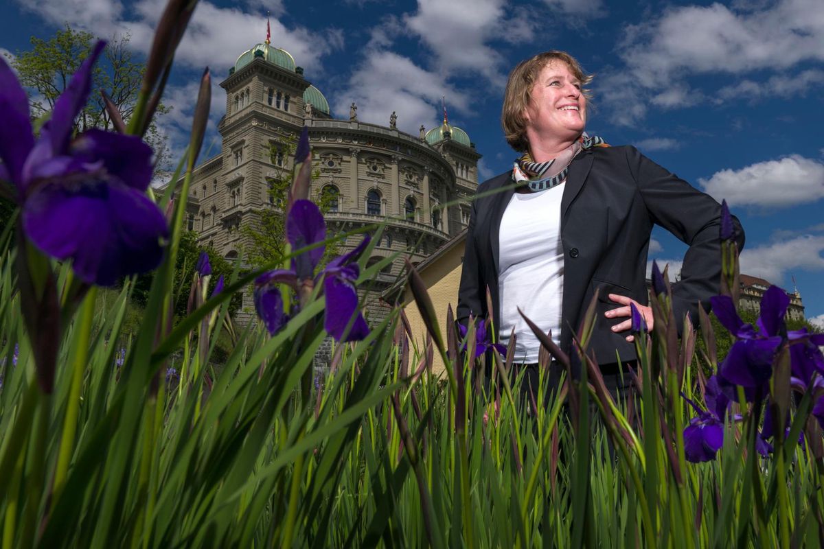 Portrait de Sabine D'Amelio-Favez – La Payernoise est devenue grande argentière - Vimarsana News