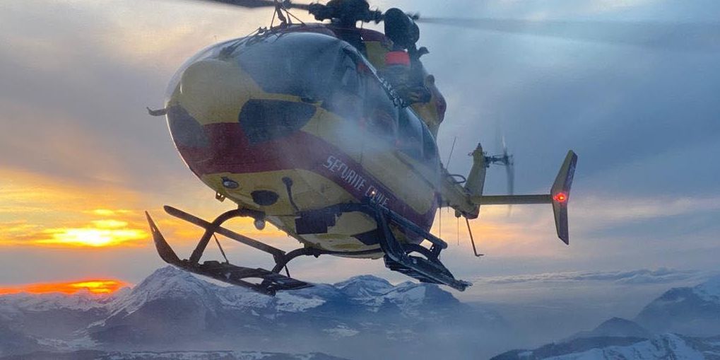 Sur La Montagne On Entendit Un Hurlement Haute-Savoie (F): Les hurlements de deux poivrots font craindre un