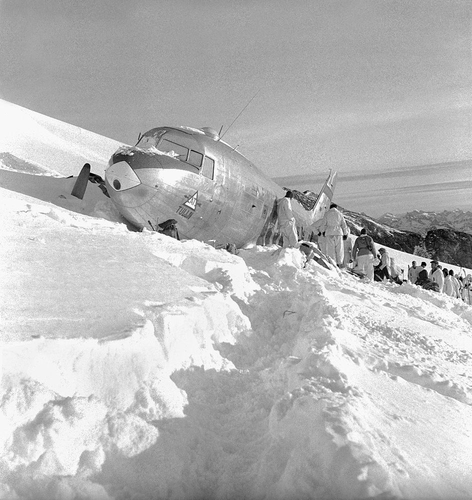 L’avion tombé dans les Alpes reste