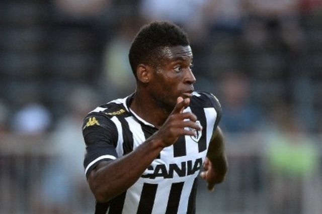 France Bebe Secoue Un Joueur De Ligue 1 Mis En Examen 24 Heures