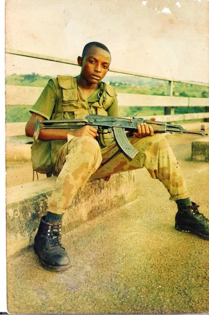 Junior Enfant Soldat Malgre Lui 24 Heures