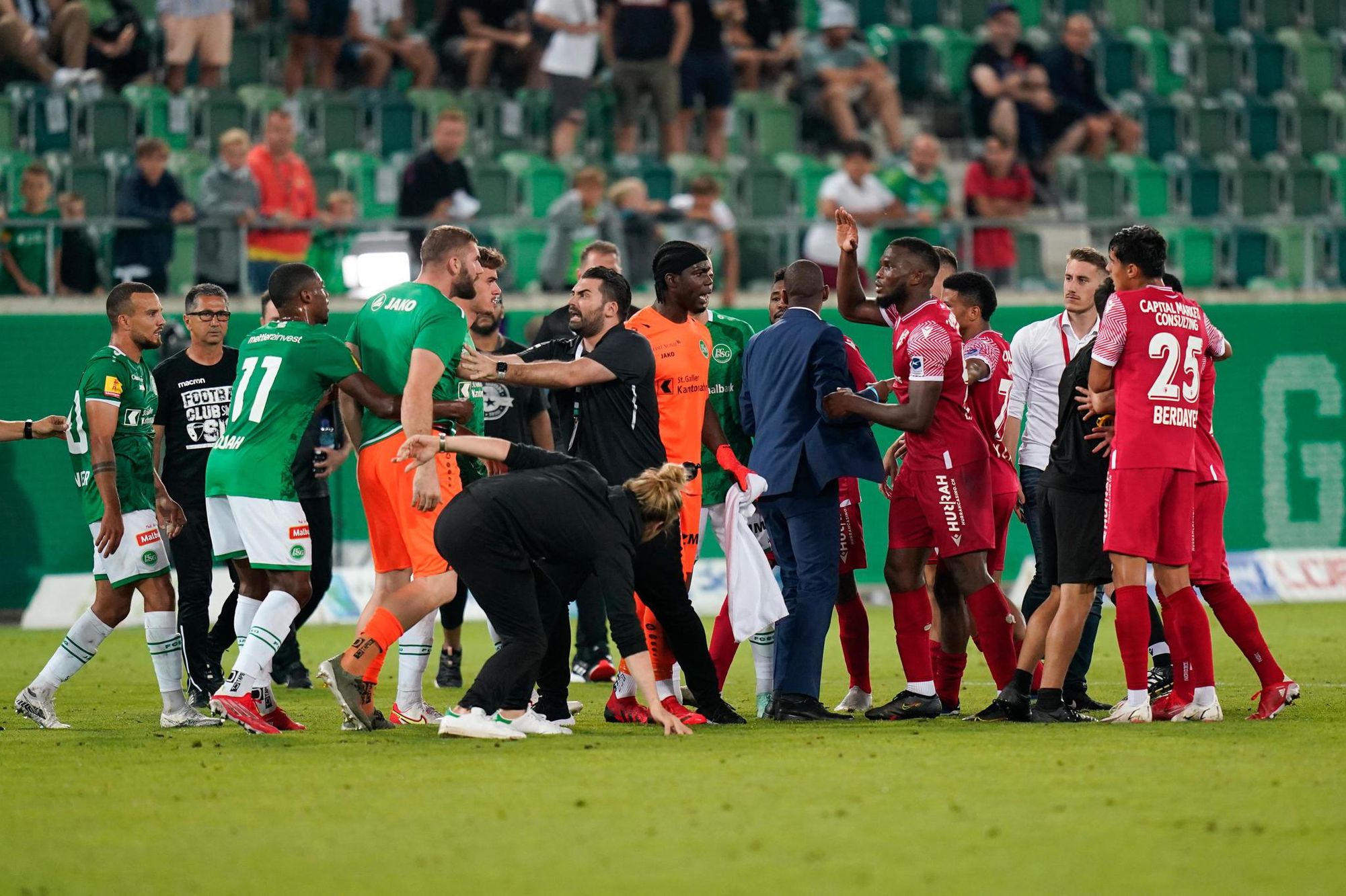 Whimdxd3x5bn8m [ 1333 x 2001 Pixel ]