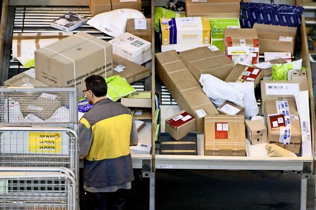 Les Colis Perdus Par La Poste Augmentent Tribune De Geneve