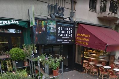 France Paris Brulee Par De L Acide Sulfurique Au Cinema Le Matin