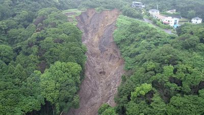 Coulée de boue au Japon: 24 personnes encore introuvables