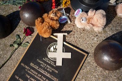 Voiture bélier lors d’une parade de Noël: le bilan passe à six morts
