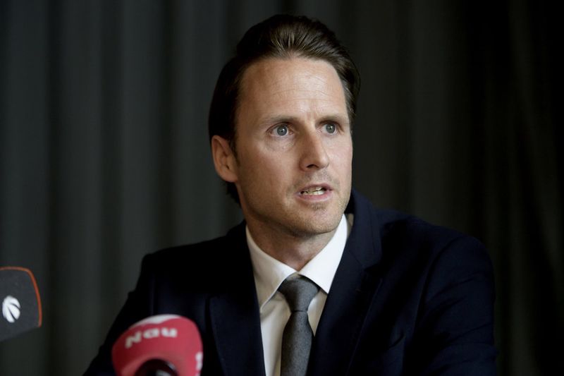 Warum Begibt Sich Ein Milliardar In Solche Gefahr Tages Anzeiger