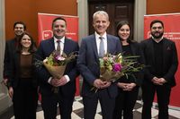 Le PS choisit un jeune loup et un vieux briscard