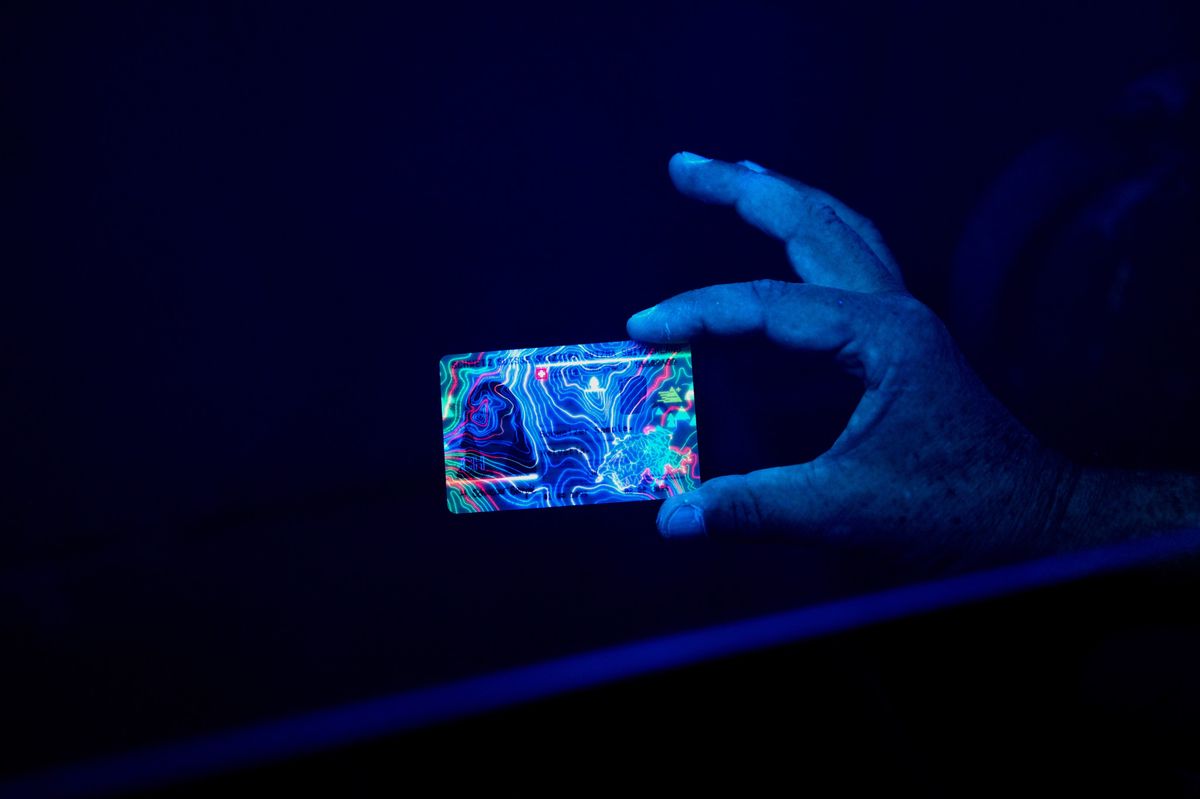 *Der Kampf gegen die Passfaelscher*: Repo aus der Ausweispruefstelle der Kantonspolizei am Flughafen Zuerich.
24.04.2023
(SILAS ZINDEL/TAGES-ANZEIGER)