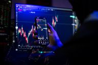 Kryptowährungen: Bitcoin weiter unter Druck – Kurs wieder deutlich unter der 70’000-$-Marke