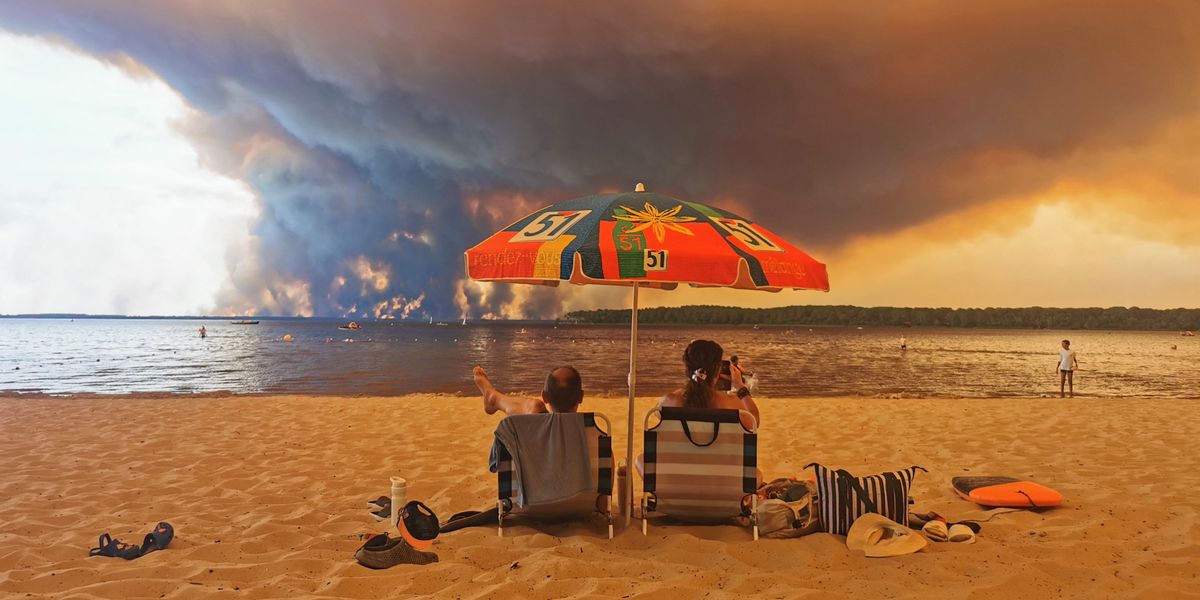 Inferno-in-der-Ferienregion-Ein-Schnappschuss-vom-Weltuntergang-Was-sagt-uns-dieses-Bild-