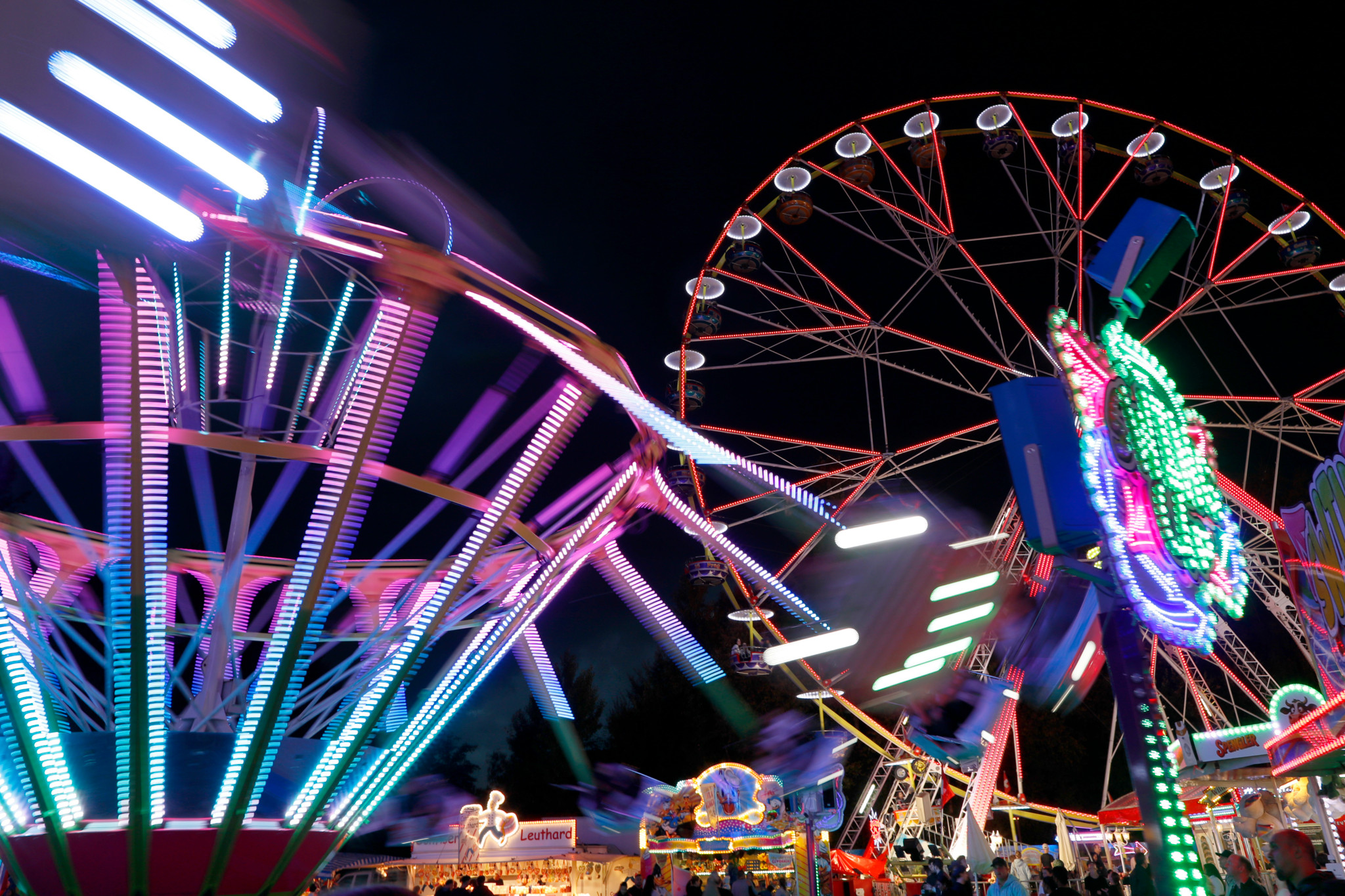 Vom Riesenrad bis zu Rundflügen: Der Festsommer 2026 im Zürcher Unterland