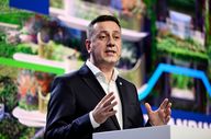 Porträt: Miljan Gutovic, CEO Holcim: Ein Ingenieur formt Holcim zum grünen Baustoffriesen