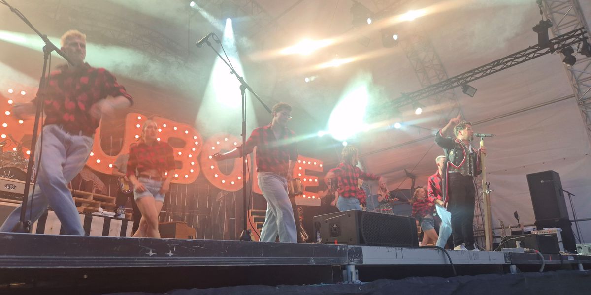Summerstage-2026-Im-Windschatten-des-Jodlerfests-Volksfest-mit-Trauffer-in-der-Gr-n-80