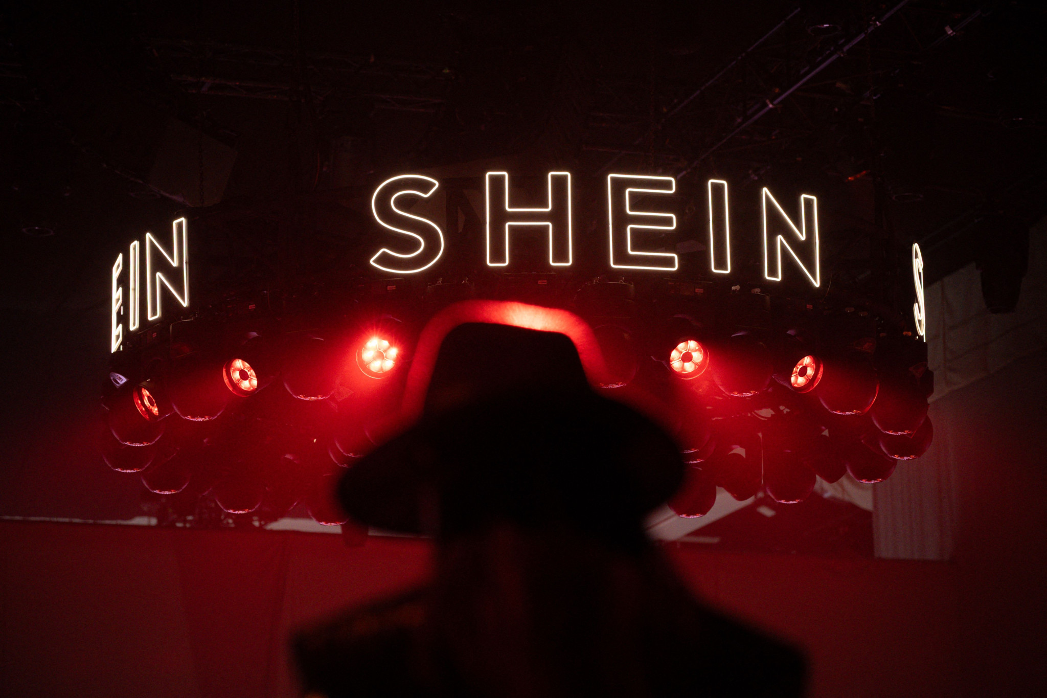 Shein in Frankreich: Billig-Shop entgeht vorerst Sperrung Shein in Frankreich: Billig-Shop entgeht vorerst Sperrung