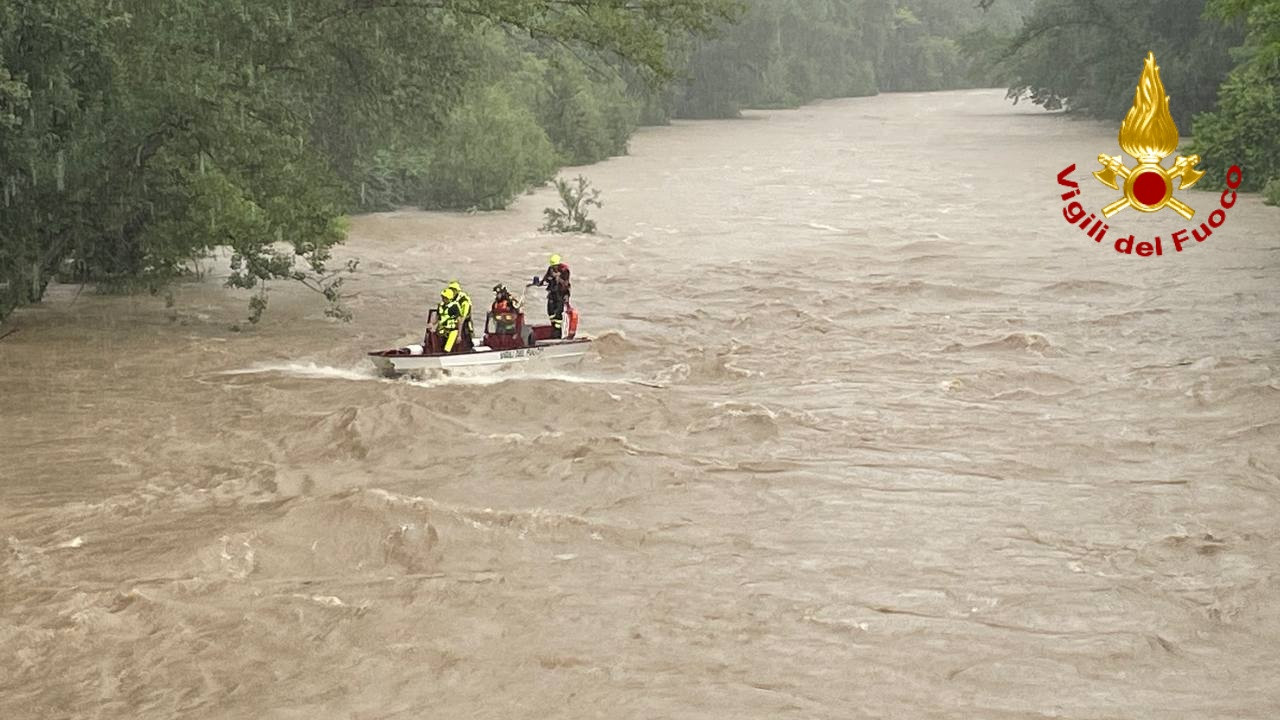 Drei Menschen in Udine von Fluss mitgerissen