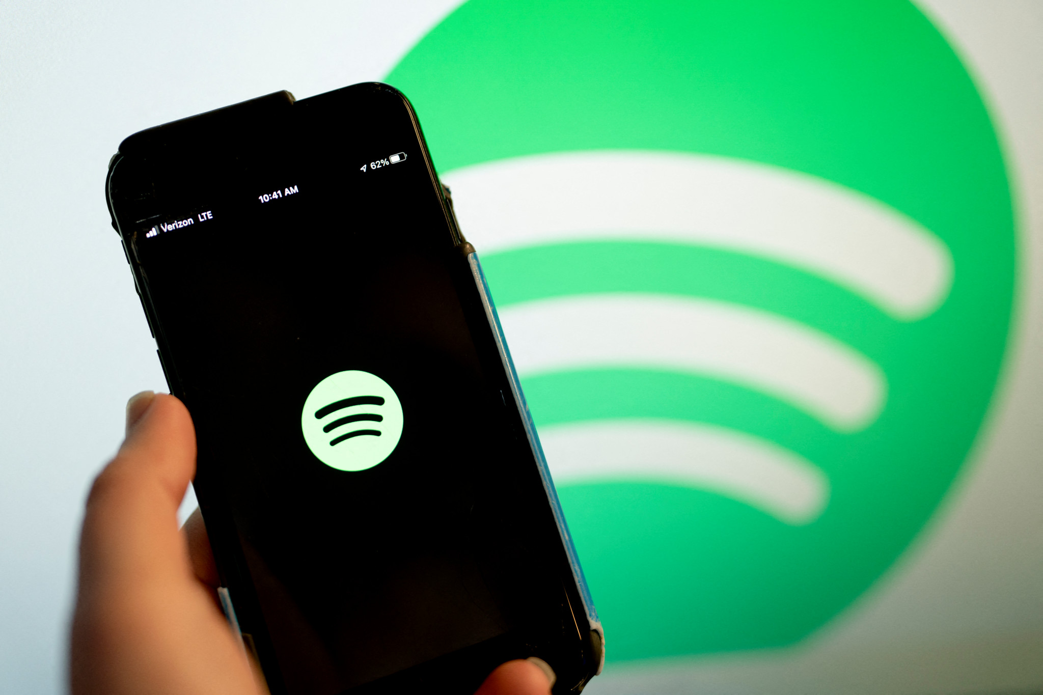 Streaming musical: Spotify va réserver des billets de concert à ses superfans