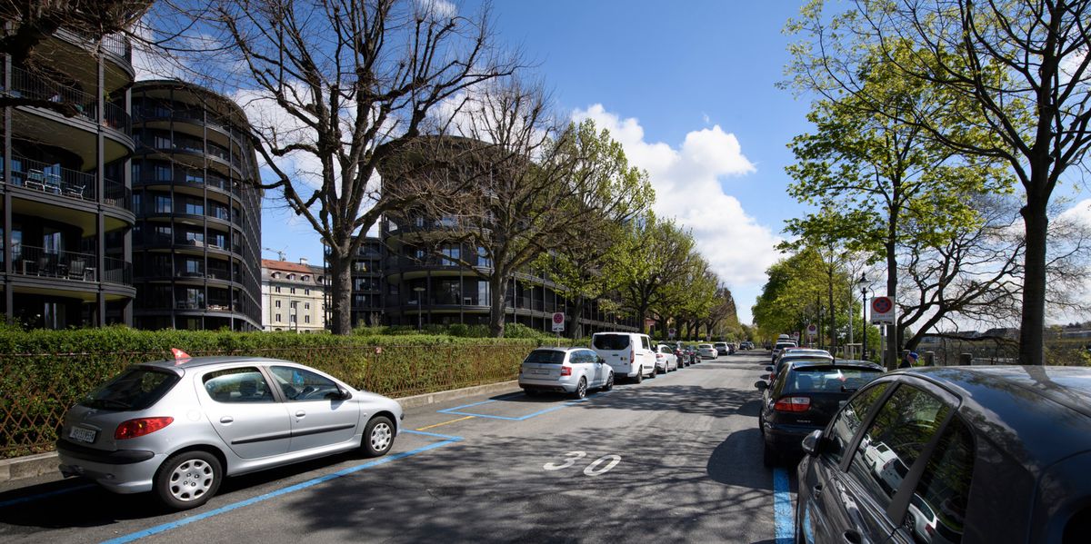 Wegen-der-Hitze-Gr-ner-Grossrat-will-Parkpl-tze-in-Basel-aufheben-und-Verkehr-einschr-nken