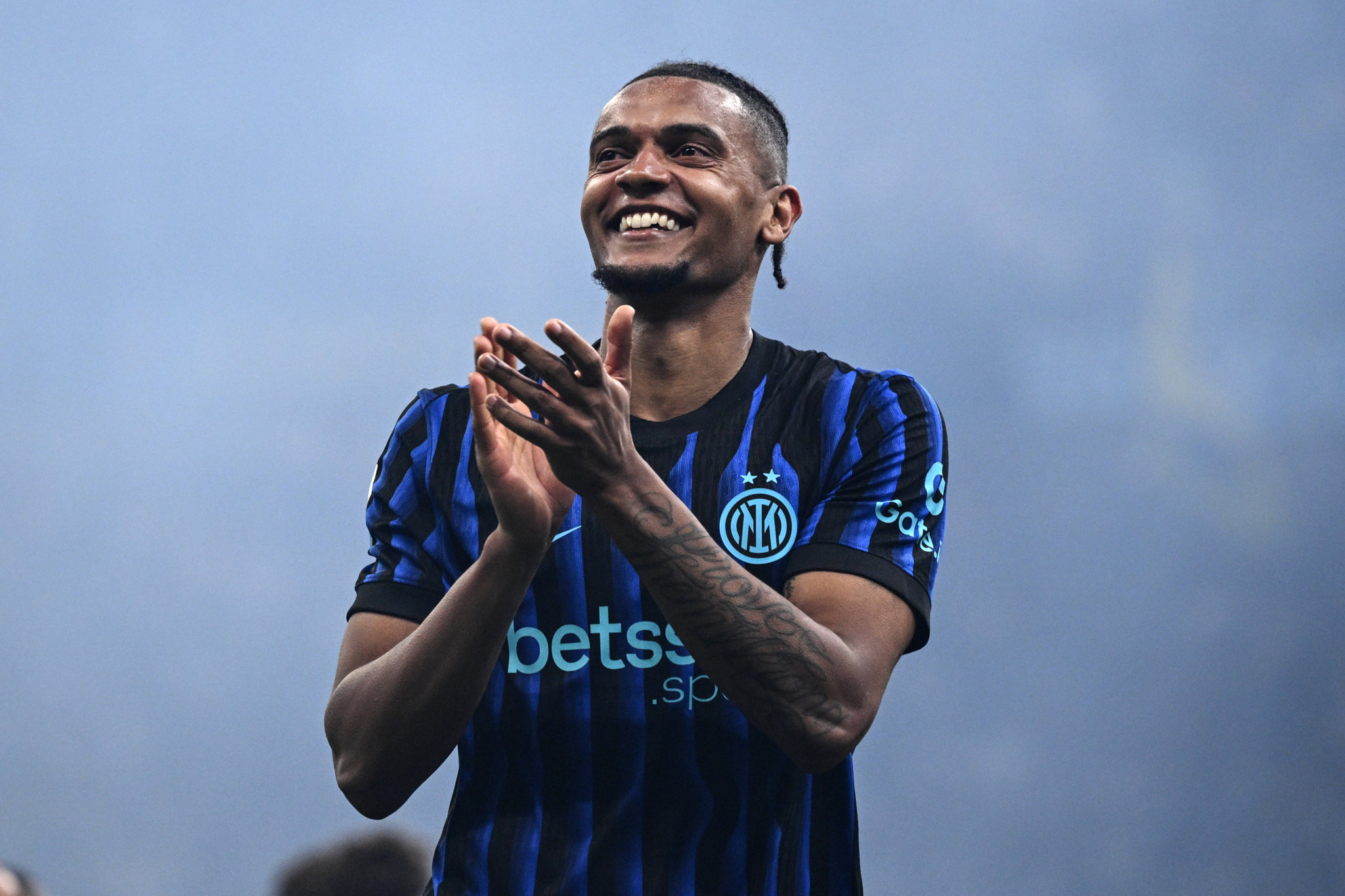 Zwei Schweizer im Freudentaumel: Akanji und Sommer holen mit Inter das Double
