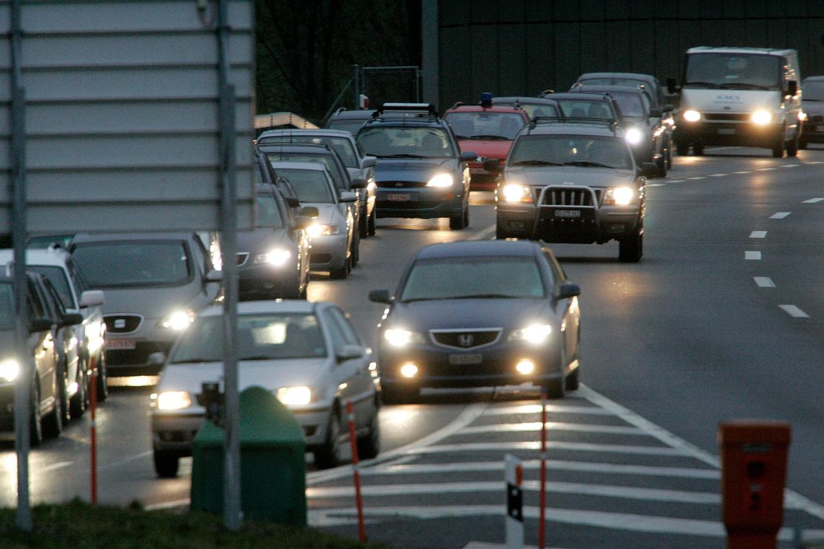 La circulation dans l’agglomération Lausanne-Morges est l’un des facteurs provoquant le dépassement des valeurs limites de pollution dans l’air.
