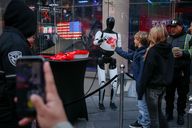 Milliardeninvestitionen: Tesla greift für Musks Robotaxi- und KI-Pläne tief in die Tasche