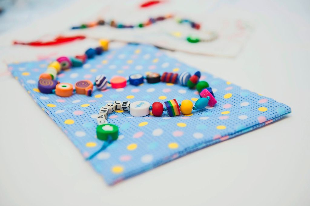 Le «collier des héros» passe les portes des HUG