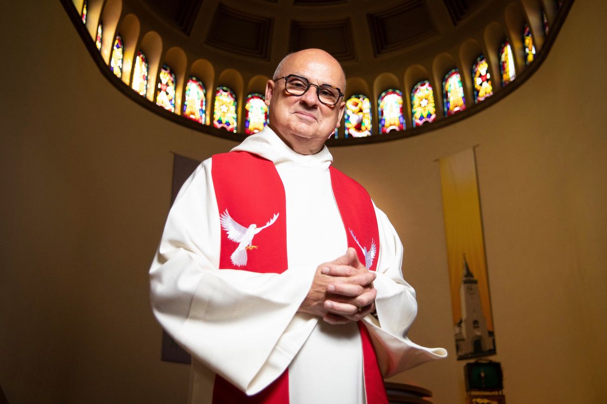 L'abbé Luc de Raemy de la paroisse de St-laurent de Payerne