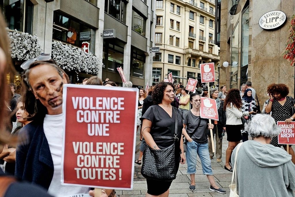 Les violences contre les jeunes femmes ont triplé en vingt ans