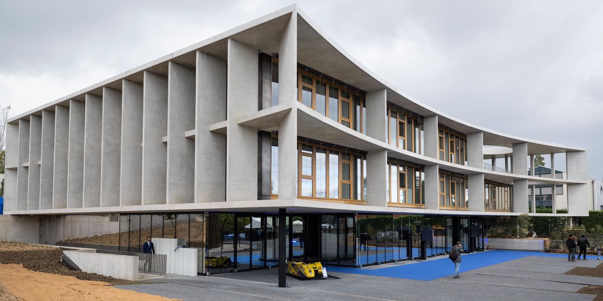 Vue du nouveau siège de la Fédération internationale de motocyclisme à Mies, inauguré le 10 octobre 2024.