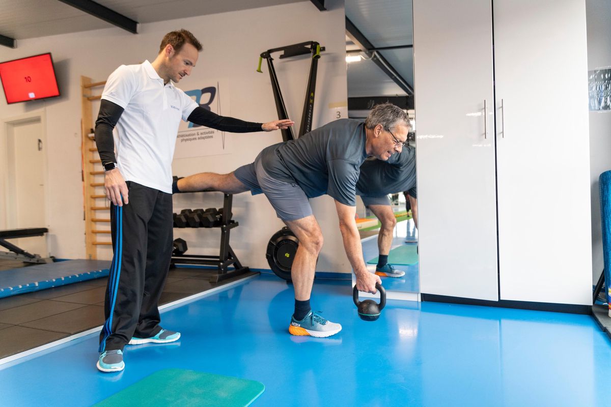 Le suivi d’un coach durant toutes les séances permet d’atteindre ses objectifs en effectuant les exercices correctement.