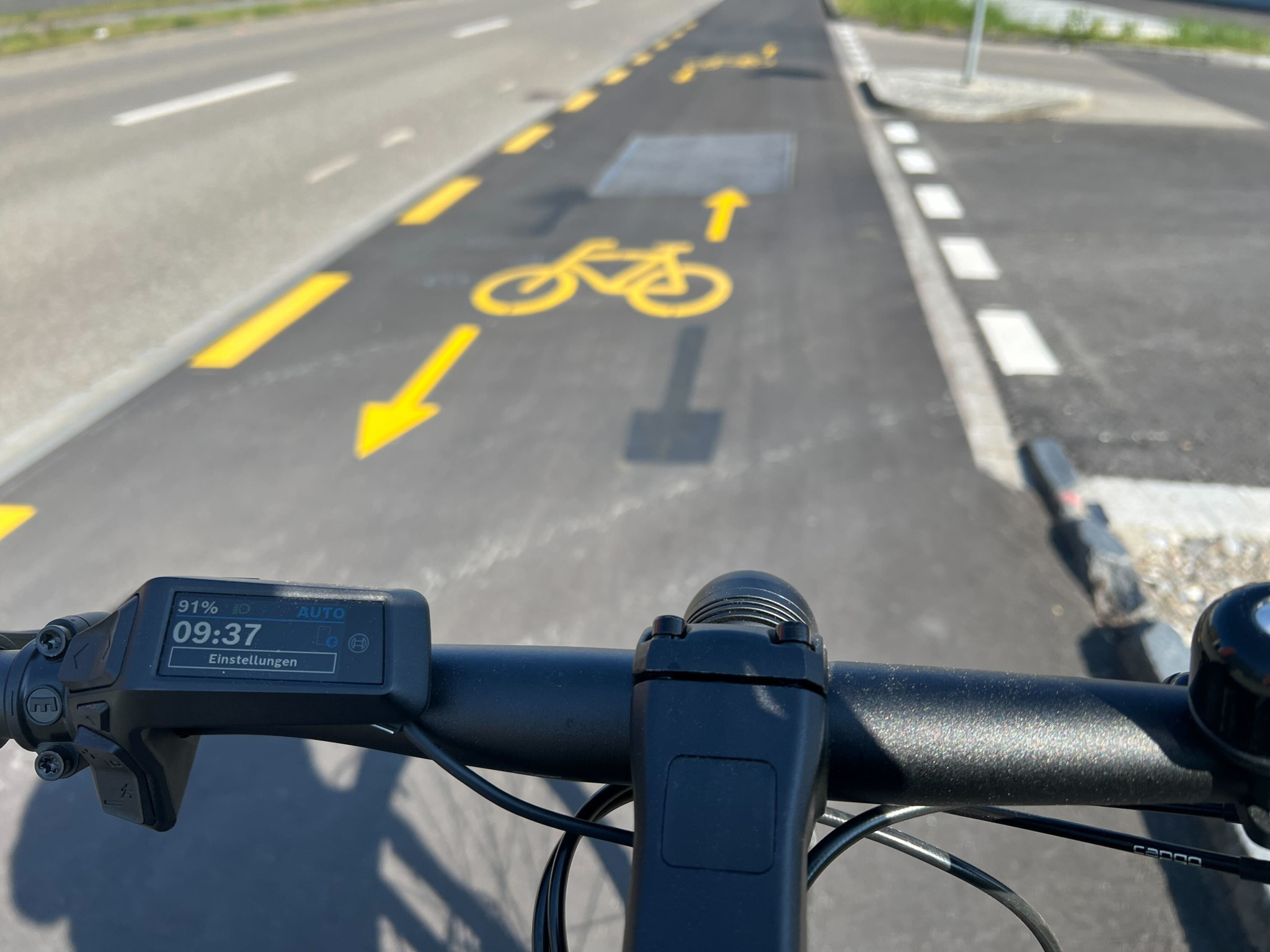 Kanton korrigiert Fehler: Auf dem Veloweg in Rümlang gilt wieder Rechtsverkehr