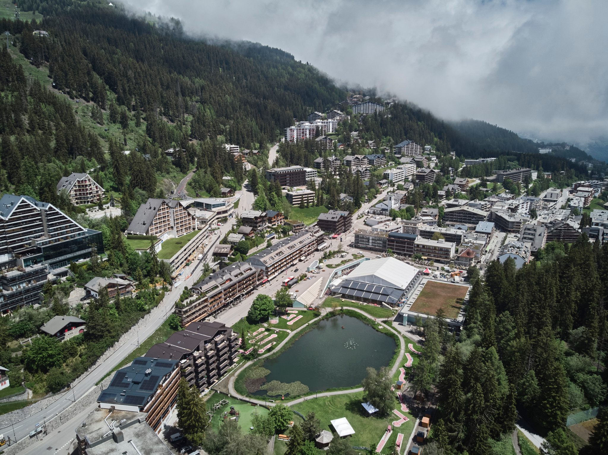 Brandkatastrophe an Silvester: Mit dieser Geheimwaffe will die Gemeinde Crans-Montana die Ermittlungen ins Wanken bringen