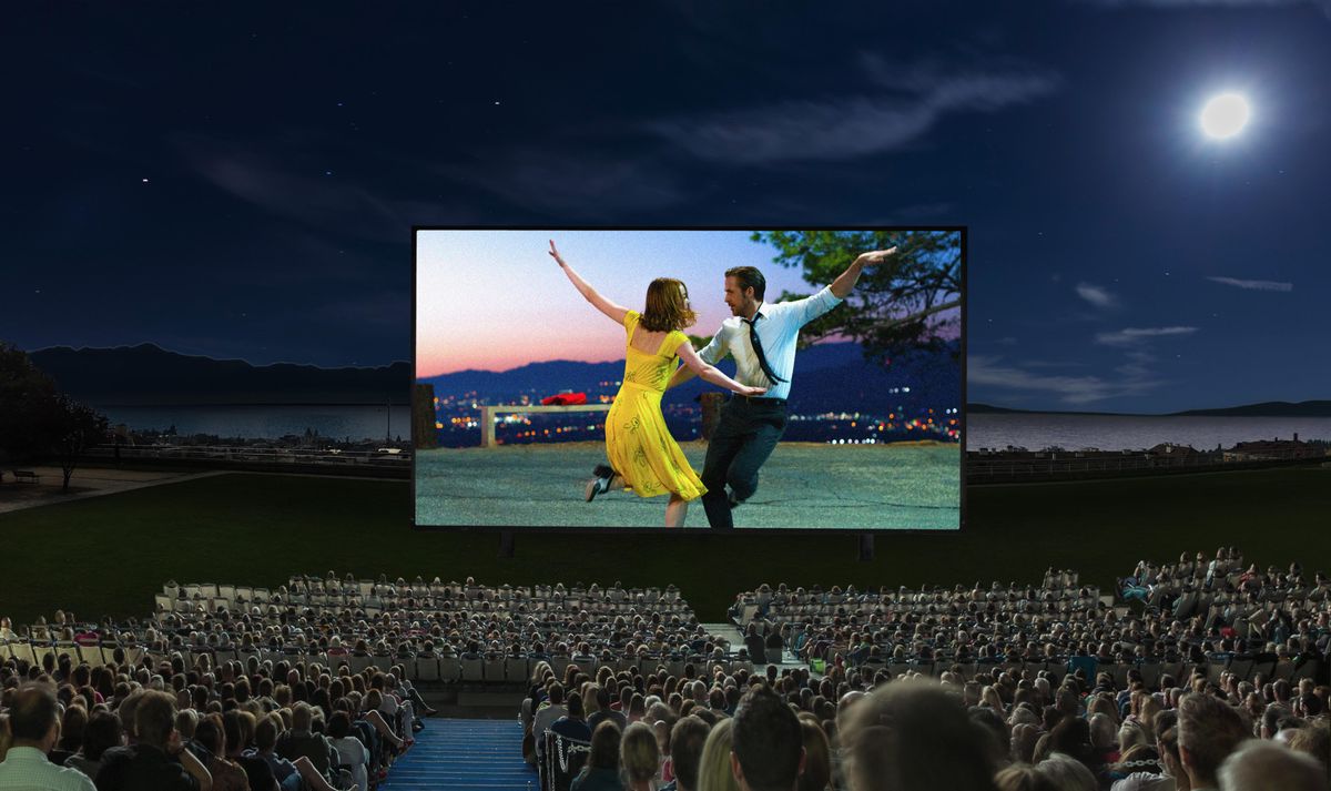 Les cinémas en plein air offrent des soirées qui font rêver.